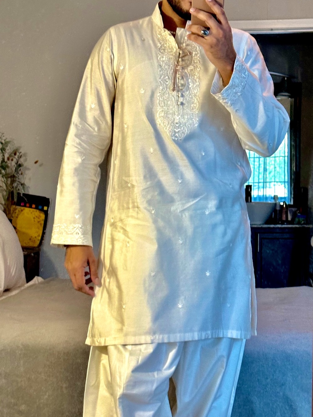 Republic by Omar Farooq - Pakistan
2 pc silk cotton kirta shalwar w embroidery
